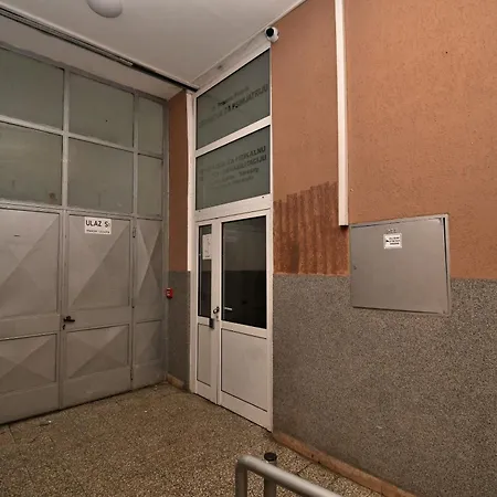 Corina شقة غييكا